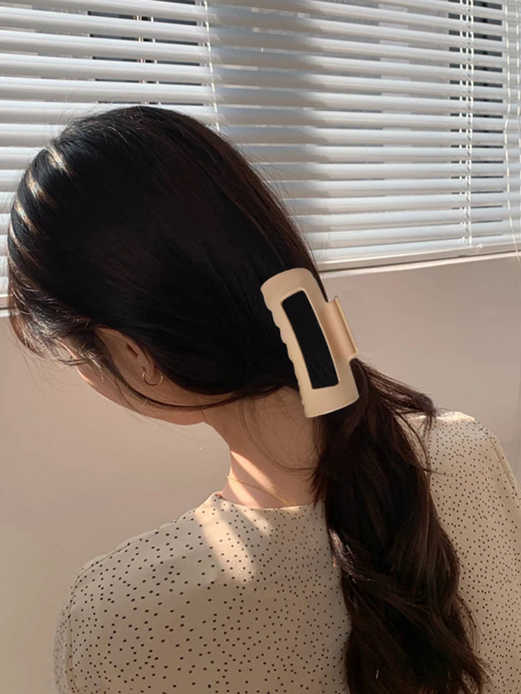 Silicone Soft Claw Clip Nonslip Elegant Hair Clip Flexible Trendy Hair Accessories for Thick Or Fine Hair