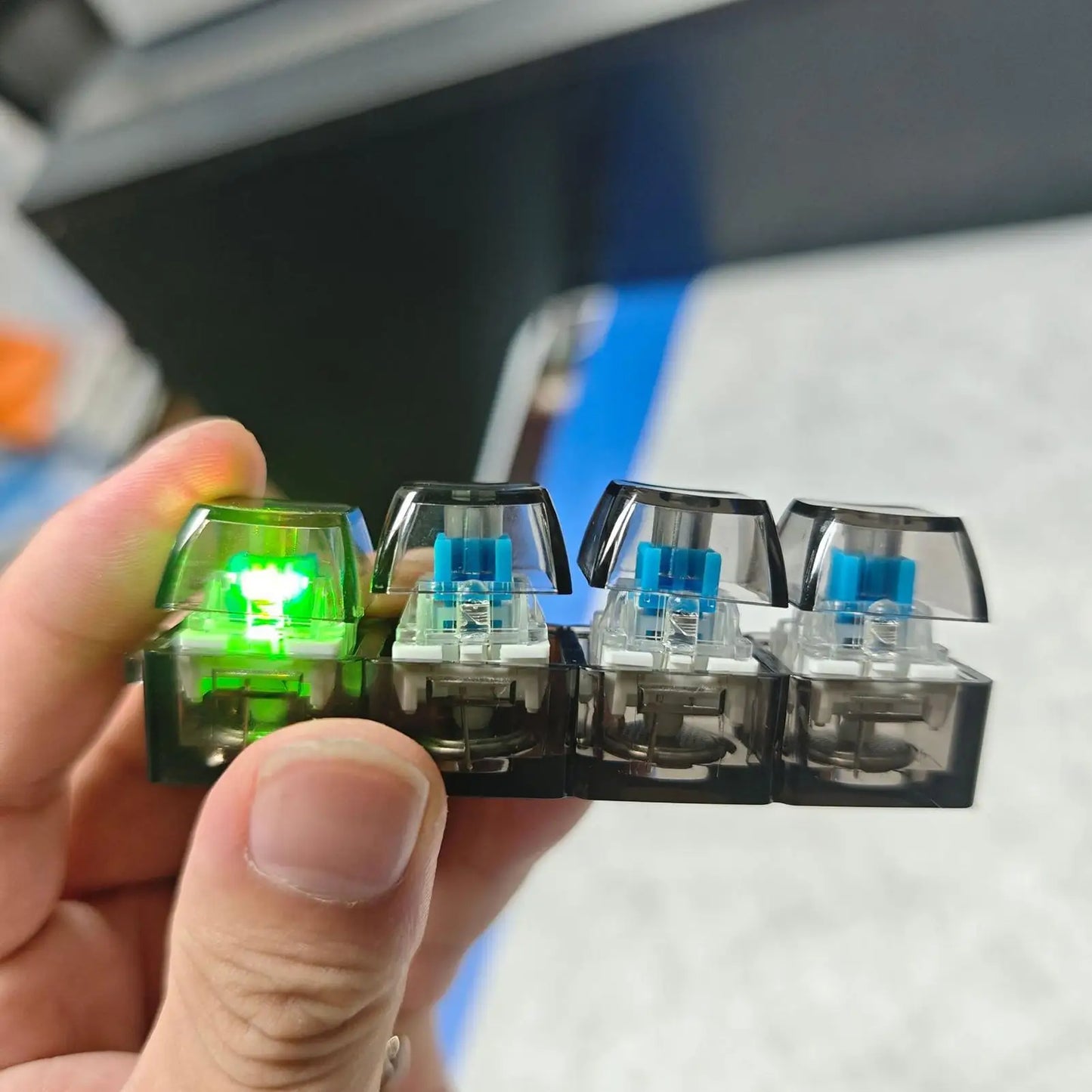 4 Key Keyboard Switches Tester Stress Relief Keyboard Clicker Keyboard Fidget Keychain For Students Office Coworkers